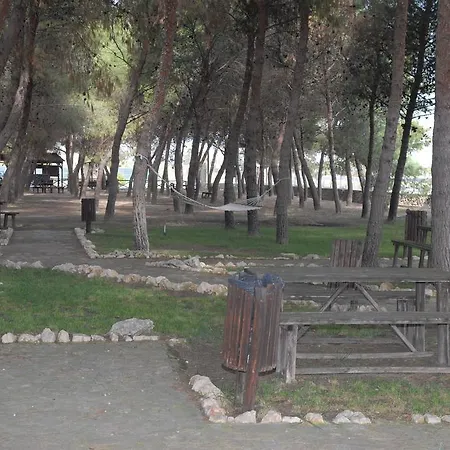 Oasi Lago Salso سيبونتو