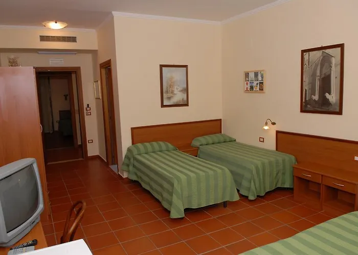 Oasi Lago Salso * سيبونتو